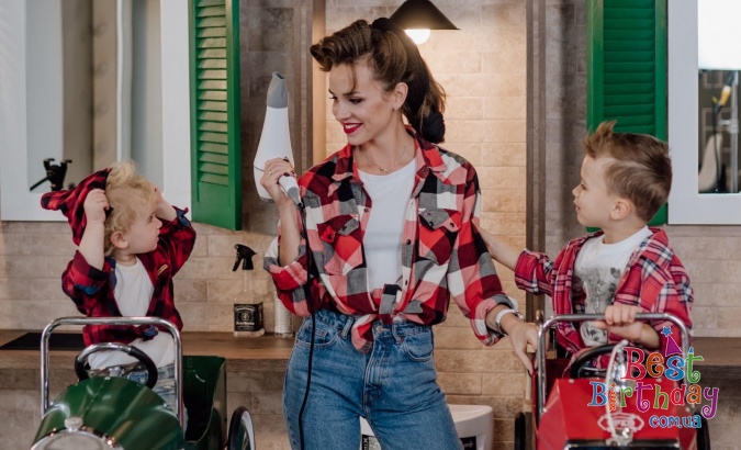 Дитяча фотосесія в Kids Barber Shop